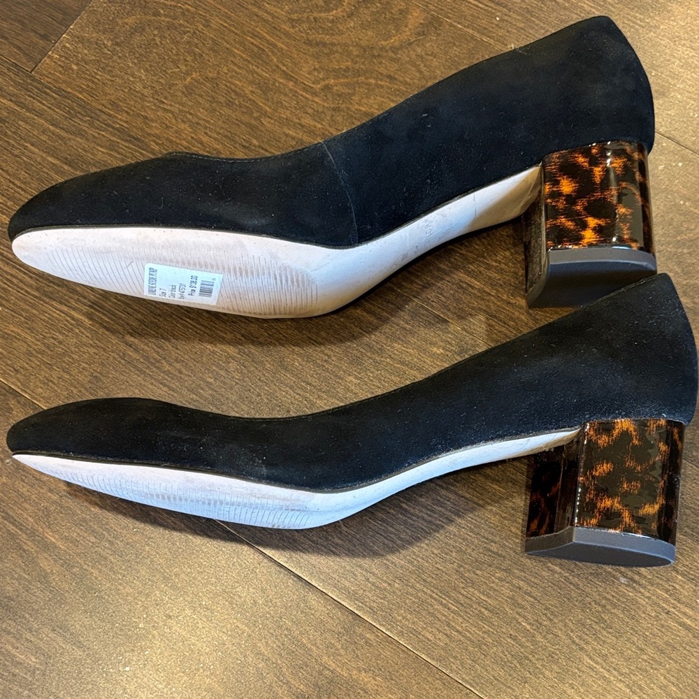 Ann Taylor Black Suede Heels with Tortoise Block - Picture 3 of 5
